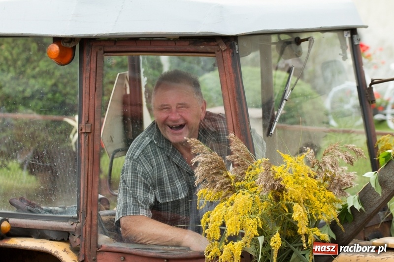 Zdjęcie w galerii na portalu naszraciborz.pl: Barwne i wesołe dożynki w Krzanowicach wiadomości z regionu
