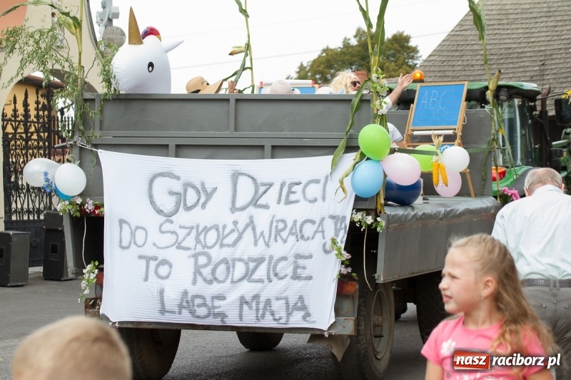 Zdjęcie w galerii na portalu naszraciborz.pl: Barwne i wesołe dożynki w Krzanowicach wiadomości z regionu