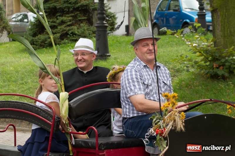 Zdjęcie w galerii na portalu naszraciborz.pl: Barwne i wesołe dożynki w Krzanowicach wiadomości z regionu