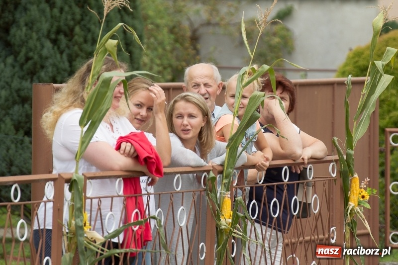 Zdjęcie w galerii na portalu naszraciborz.pl: Barwne i wesołe dożynki w Krzanowicach wiadomości z regionu
