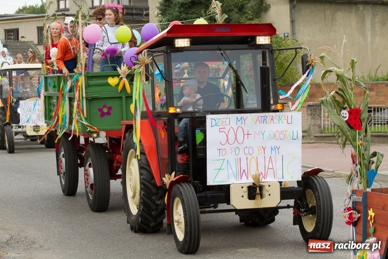 Zdjęcie w galerii na portalu naszraciborz.pl: Barwne i wesołe dożynki w Krzanowicach wiadomości z regionu
