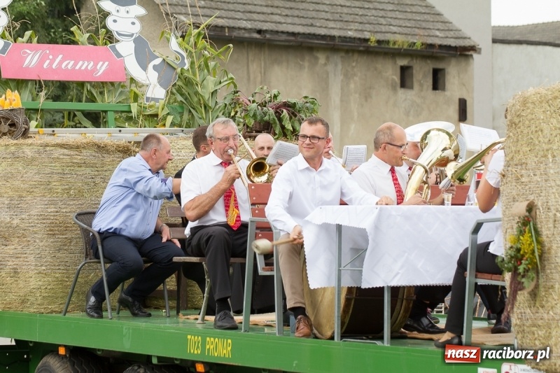 Zdjęcie w galerii na portalu naszraciborz.pl: Barwne i wesołe dożynki w Krzanowicach wiadomości z regionu