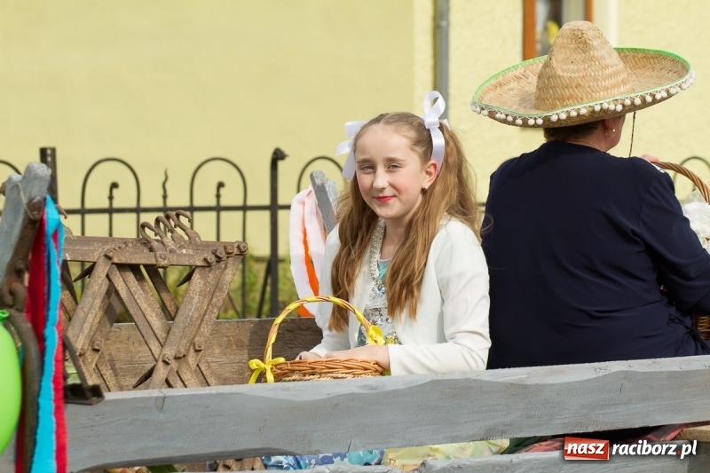 Zdjęcie w galerii na portalu naszraciborz.pl: Barwne i wesołe dożynki w Krzanowicach wiadomości z regionu