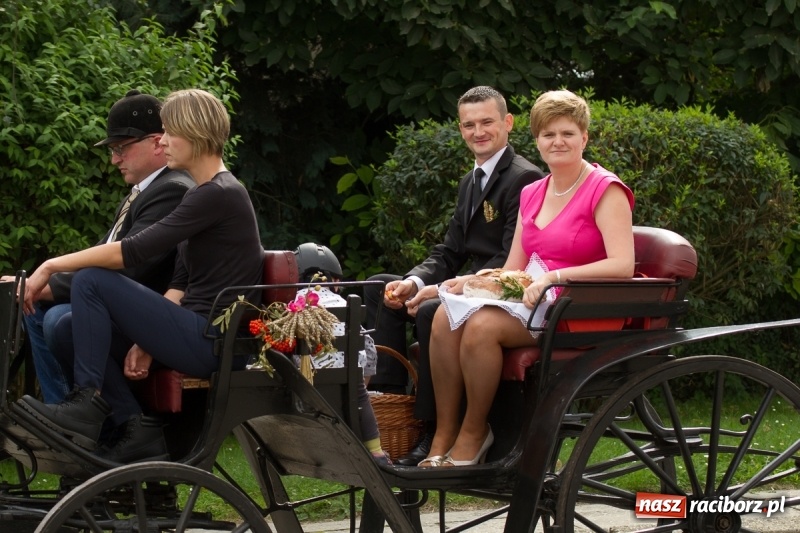 Zdjęcie w galerii na portalu naszraciborz.pl: Barwne i wesołe dożynki w Krzanowicach wiadomości z regionu