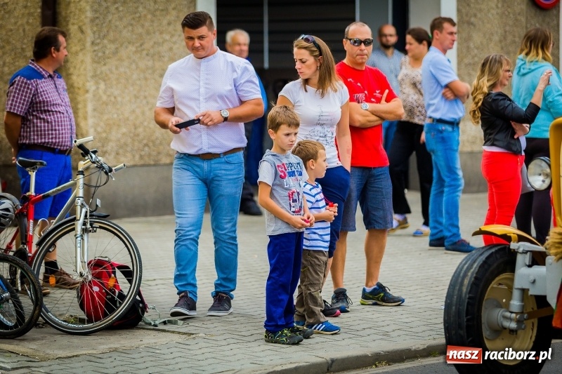 Zdjęcie w galerii na portalu naszraciborz.pl: Mobilne spa, stare wypieki i chleb ze smalcem, czyli święto plonów w Owsiszczach wiadomości z regionu