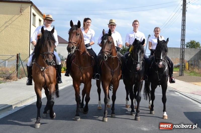 Zdjęcie w galerii na portalu naszraciborz.pl: W Bieńkowicach dziękowali za plony wiadomości z regionu