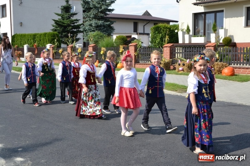 Zdjęcie w galerii na portalu naszraciborz.pl: W Bieńkowicach dziękowali za plony wiadomości z regionu