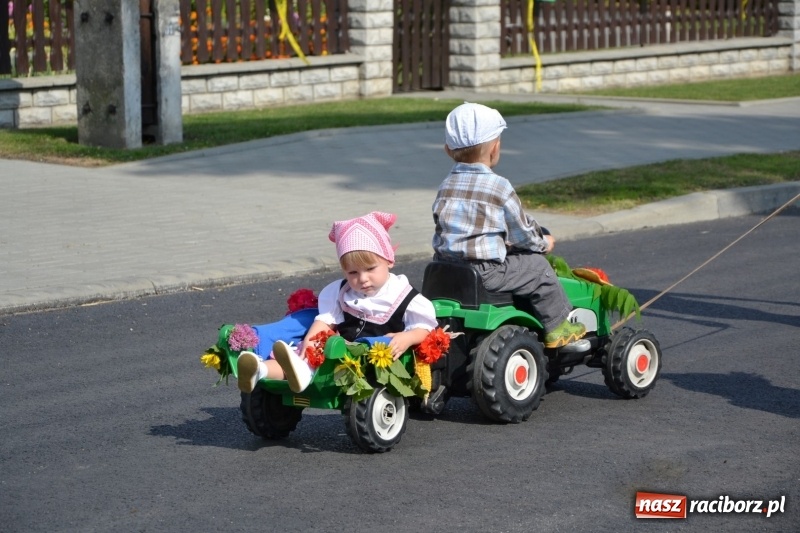 Zdjęcie w galerii na portalu naszraciborz.pl: W Bieńkowicach dziękowali za plony wiadomości z regionu