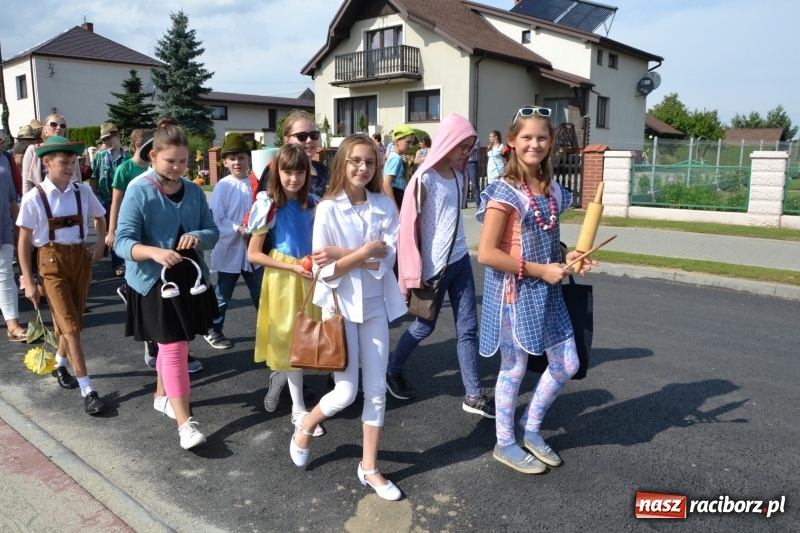 Zdjęcie w galerii na portalu naszraciborz.pl: W Bieńkowicach dziękowali za plony wiadomości z regionu