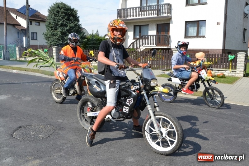 Zdjęcie w galerii na portalu naszraciborz.pl: W Bieńkowicach dziękowali za plony wiadomości z regionu