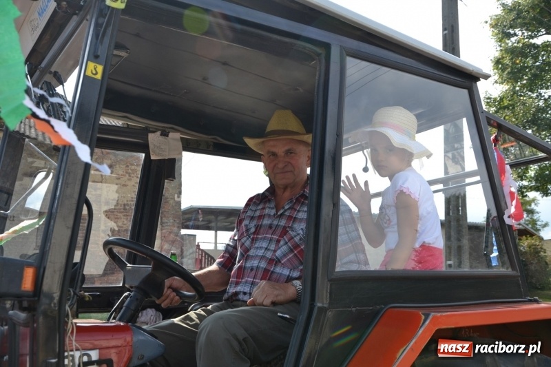 Zdjęcie w galerii na portalu naszraciborz.pl: W Bieńkowicach dziękowali za plony wiadomości z regionu