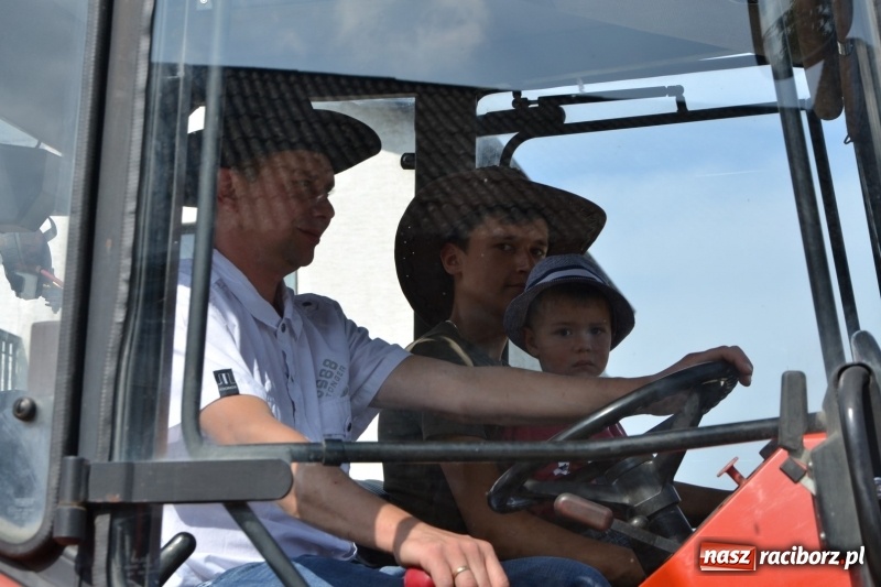 Zdjęcie w galerii na portalu naszraciborz.pl: W Bieńkowicach dziękowali za plony wiadomości z regionu