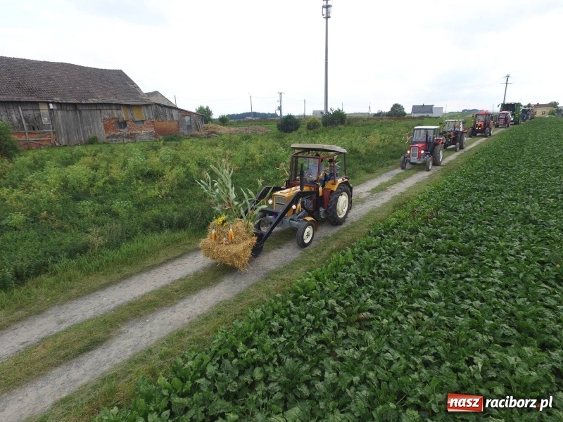 Zdjęcie w galerii na portalu naszraciborz.pl: Na dożynkach w Modzurowie i Szonowicach wiadomości z regionu