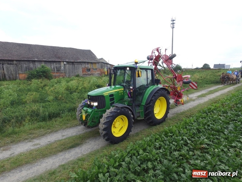 Zdjęcie w galerii na portalu naszraciborz.pl: Na dożynkach w Modzurowie i Szonowicach wiadomości z regionu