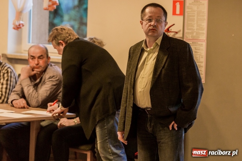 Zdjęcie w galerii na portalu naszraciborz.pl: Brud, smród i hałas? Protest mieszkańców Rudnika w sprawie lokalizacji PSZOK-u  wiadomości z regionu