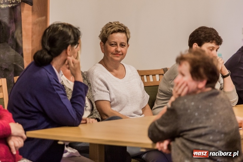 Zdjęcie w galerii na portalu naszraciborz.pl: Brud, smród i hałas? Protest mieszkańców Rudnika w sprawie lokalizacji PSZOK-u  wiadomości z regionu