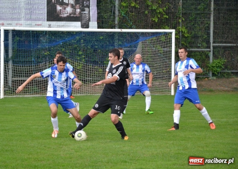 Zdjęcie w galerii na portalu naszraciborz.pl: LKS Jankowice przerwał pasmo zwycięstw Markowic wiadomości z regionu