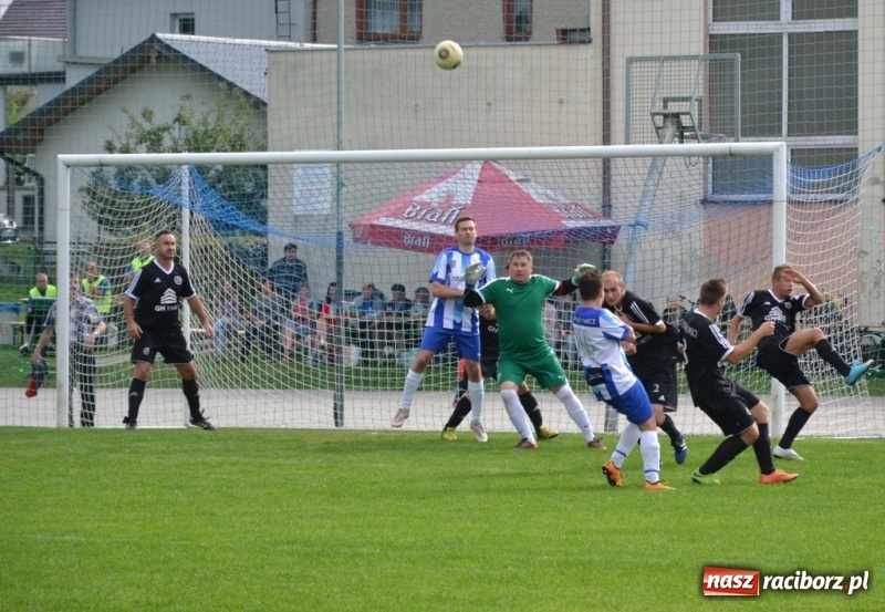 Zdjęcie w galerii na portalu naszraciborz.pl: LKS Jankowice przerwał pasmo zwycięstw Markowic wiadomości z regionu