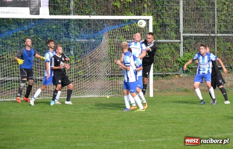 Zdjęcie w galerii na portalu naszraciborz.pl: LKS Jankowice przerwał pasmo zwycięstw Markowic wiadomości z regionu
