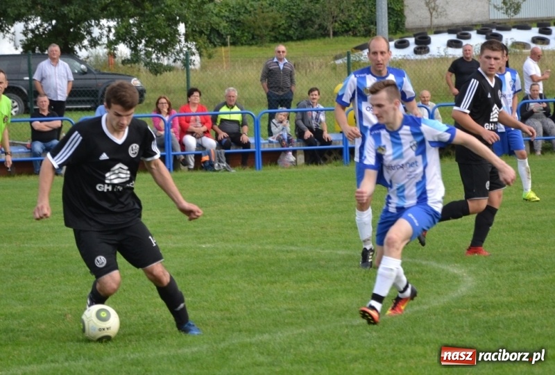 Zdjęcie w galerii na portalu naszraciborz.pl: LKS Jankowice przerwał pasmo zwycięstw Markowic wiadomości z regionu