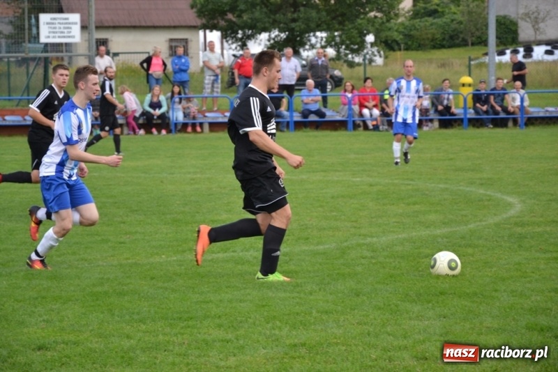 Zdjęcie w galerii na portalu naszraciborz.pl: LKS Jankowice przerwał pasmo zwycięstw Markowic wiadomości z regionu