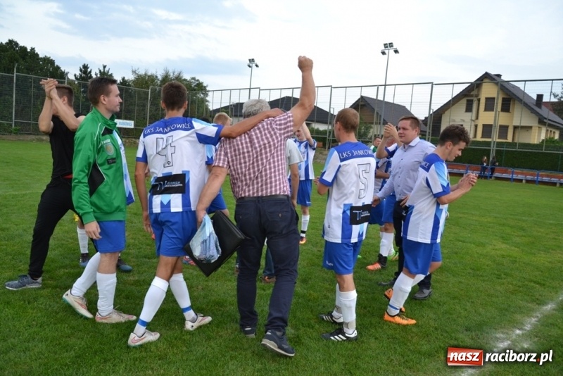 Zdjęcie w galerii na portalu naszraciborz.pl: LKS Jankowice przerwał pasmo zwycięstw Markowic wiadomości z regionu