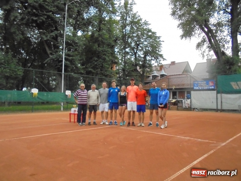 Zdjęcie w galerii na portalu naszraciborz.pl: Wojciech Rybiński zdobywcą pucharu Związków Zawodowych Rafako wiadomości z regionu