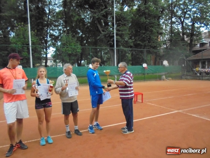 Zdjęcie w galerii na portalu naszraciborz.pl: Wojciech Rybiński zdobywcą pucharu Związków Zawodowych Rafako wiadomości z regionu