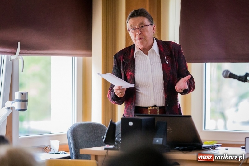 Zdjęcie w galerii na portalu naszraciborz.pl: IX Międzynarodowa Konferencja Bohemistyczna w PWSZ w Raciborzu wiadomości z regionu