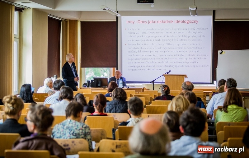 Zdjęcie w galerii na portalu naszraciborz.pl: IX Międzynarodowa Konferencja Bohemistyczna w PWSZ w Raciborzu wiadomości z regionu