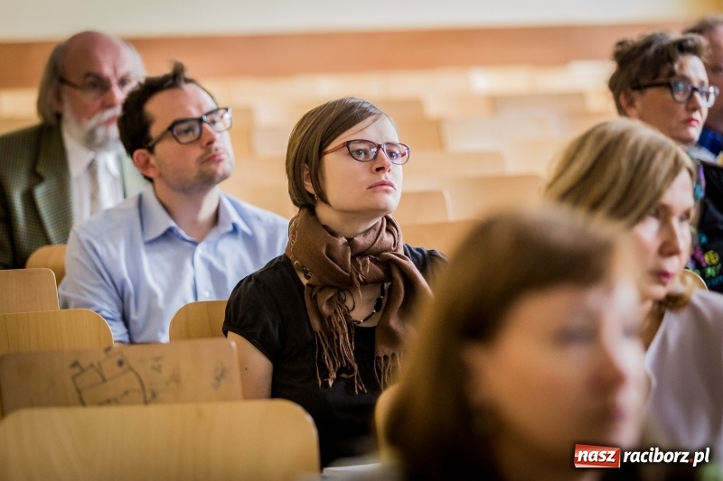 Zdjęcie w galerii na portalu naszraciborz.pl: IX Międzynarodowa Konferencja Bohemistyczna w PWSZ w Raciborzu wiadomości z regionu