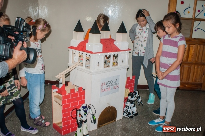 Zdjęcie w galerii na portalu naszraciborz.pl: W SP 1 otwarto Juniorowo, czyli świetlicę inną niż wszystkie wiadomości z regionu