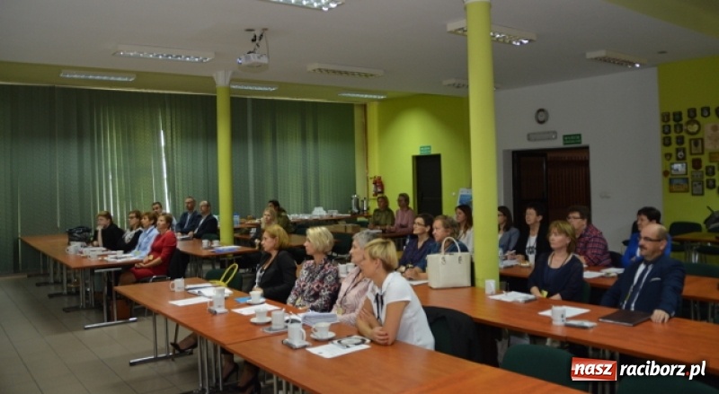 Zdjęcie w galerii na portalu naszraciborz.pl: Warsztaty dla pracowników wydziałów spraw obywatelskich urzędów miast, gmin i powiatów wiadomości z regionu
