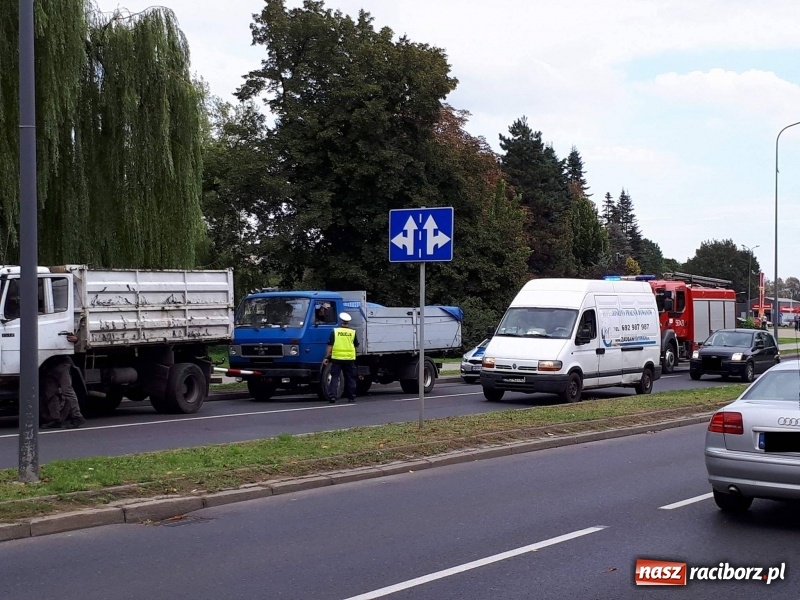 Zdjęcie w galerii na portalu naszraciborz.pl: Wycieki oleju napędowego to już plaga Raciborza  wiadomości z regionu