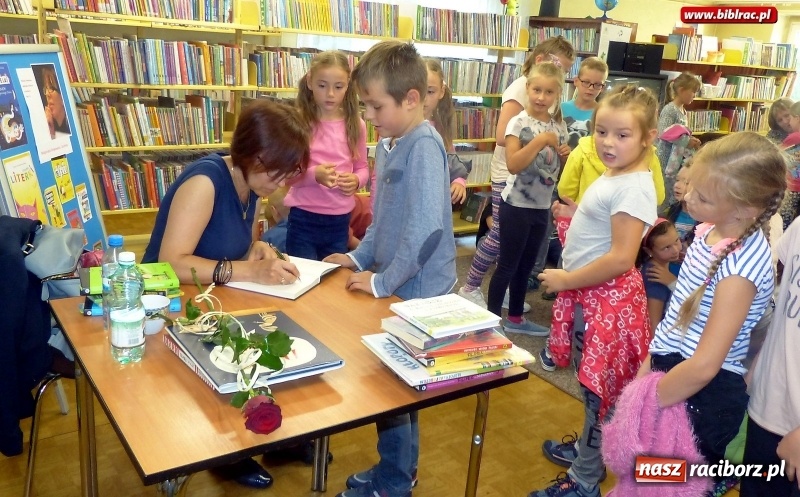 Zdjęcie w galerii na portalu naszraciborz.pl: Autorka książek dla dzieci - Małgorzata Strękowska-Zaremba gościła w Raciborzu wiadomości z regionu