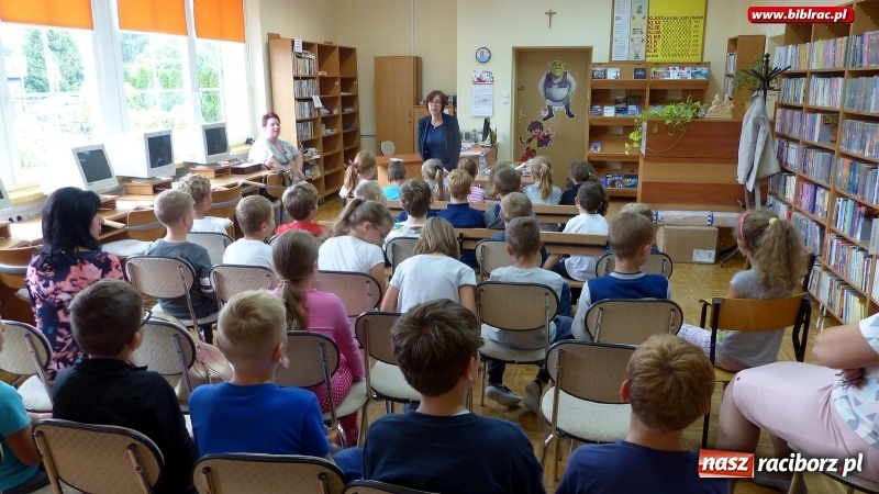 Zdjęcie w galerii na portalu naszraciborz.pl: Autorka książek dla dzieci - Małgorzata Strękowska-Zaremba gościła w Raciborzu wiadomości z regionu