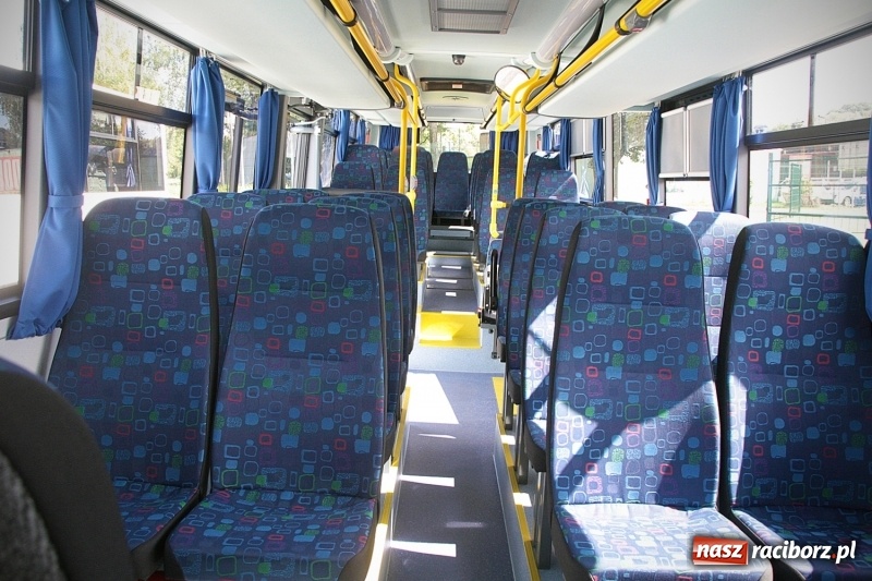 Zdjęcie w galerii na portalu naszraciborz.pl: PKS Racibórz z nowymi autobusami. Obsłużą powiat wodzisławski wiadomości z regionu