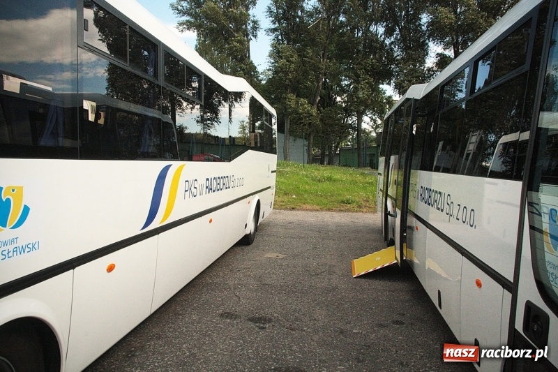 Zdjęcie w galerii na portalu naszraciborz.pl: PKS Racibórz z nowymi autobusami. Obsłużą powiat wodzisławski wiadomości z regionu