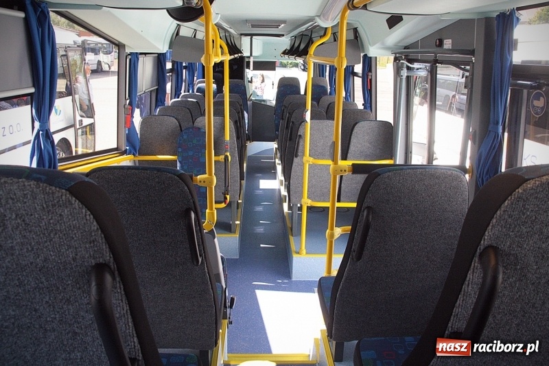 Zdjęcie w galerii na portalu naszraciborz.pl: PKS Racibórz z nowymi autobusami. Obsłużą powiat wodzisławski wiadomości z regionu