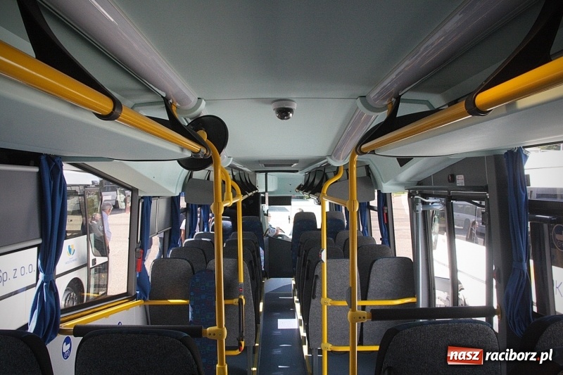 Zdjęcie w galerii na portalu naszraciborz.pl: PKS Racibórz z nowymi autobusami. Obsłużą powiat wodzisławski wiadomości z regionu