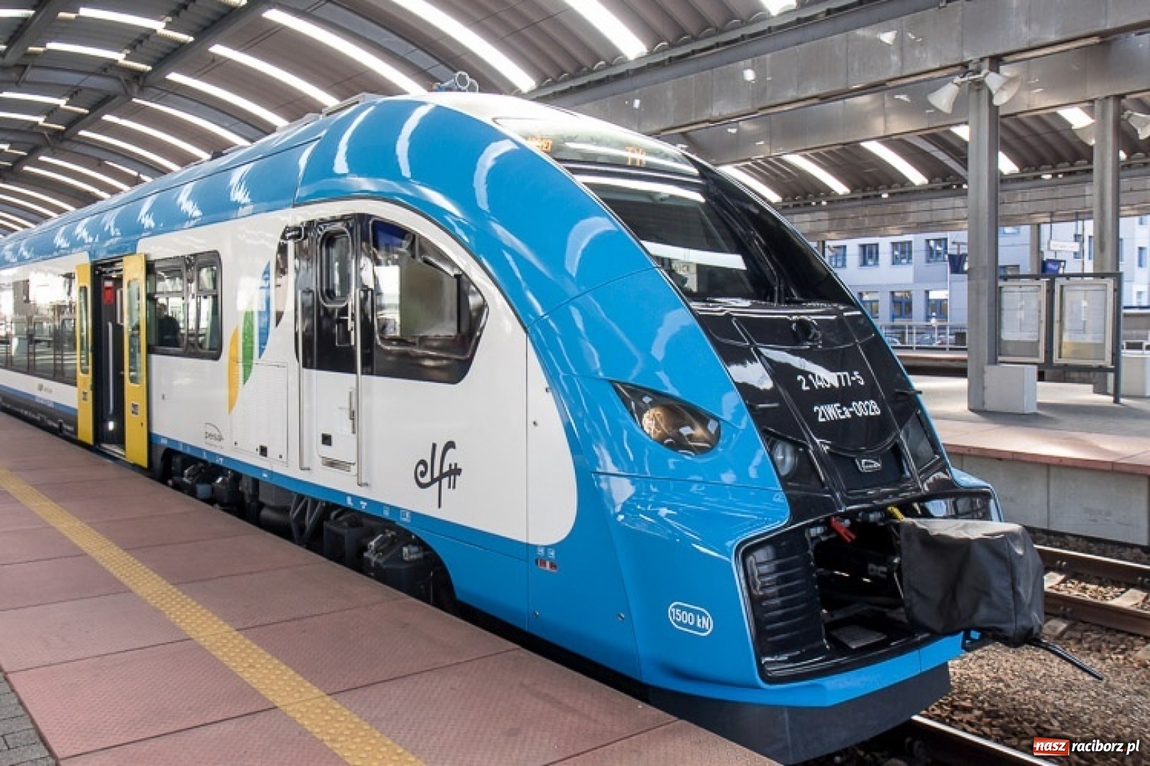 Zdjęcie w galerii na portalu naszraciborz.pl: Powitanie pierwszego Elfa 2, nowego pociągu Kolei Śląskich wiadomości z regionu