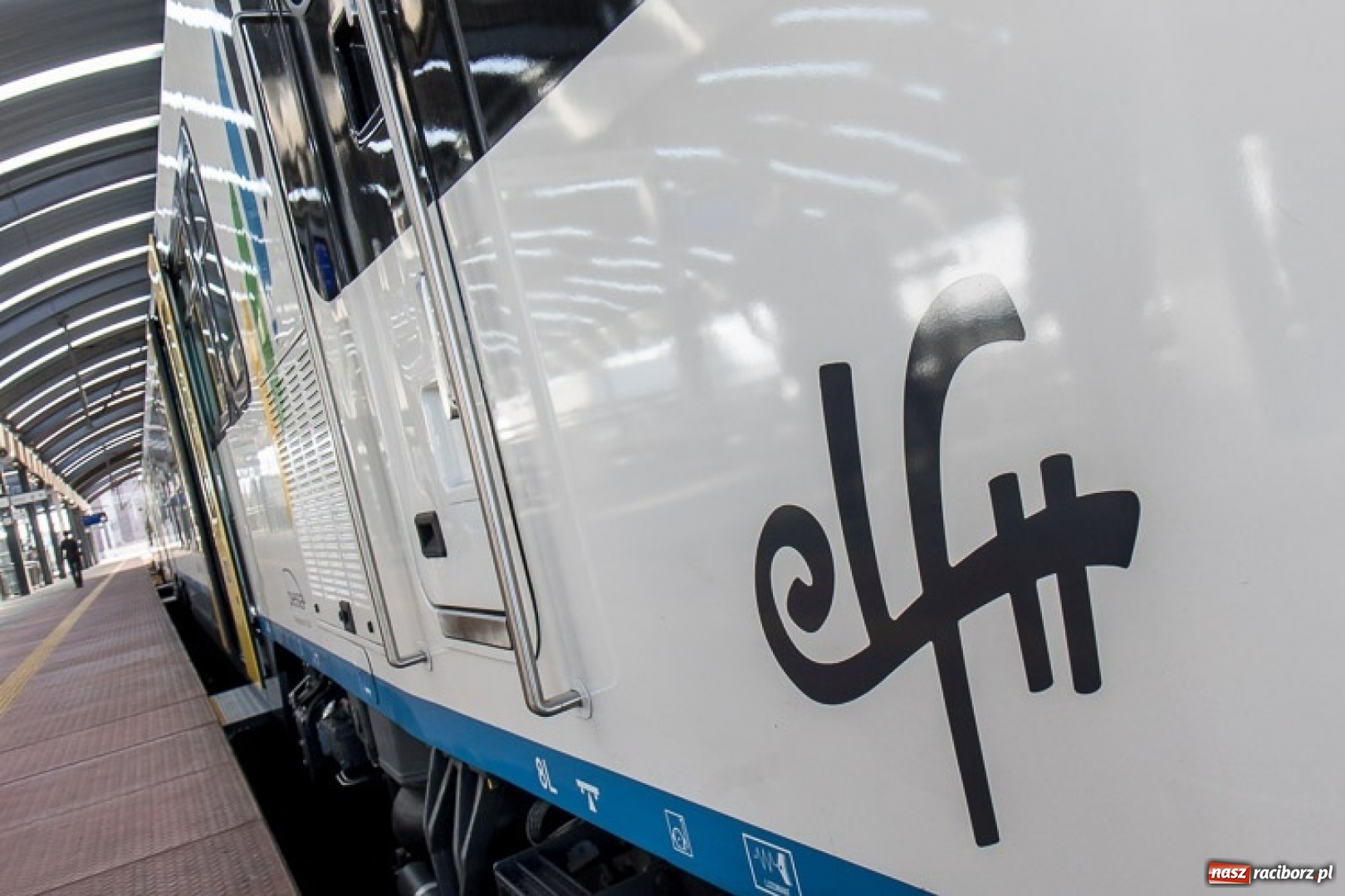 Zdjęcie w galerii na portalu naszraciborz.pl: Powitanie pierwszego Elfa 2, nowego pociągu Kolei Śląskich wiadomości z regionu