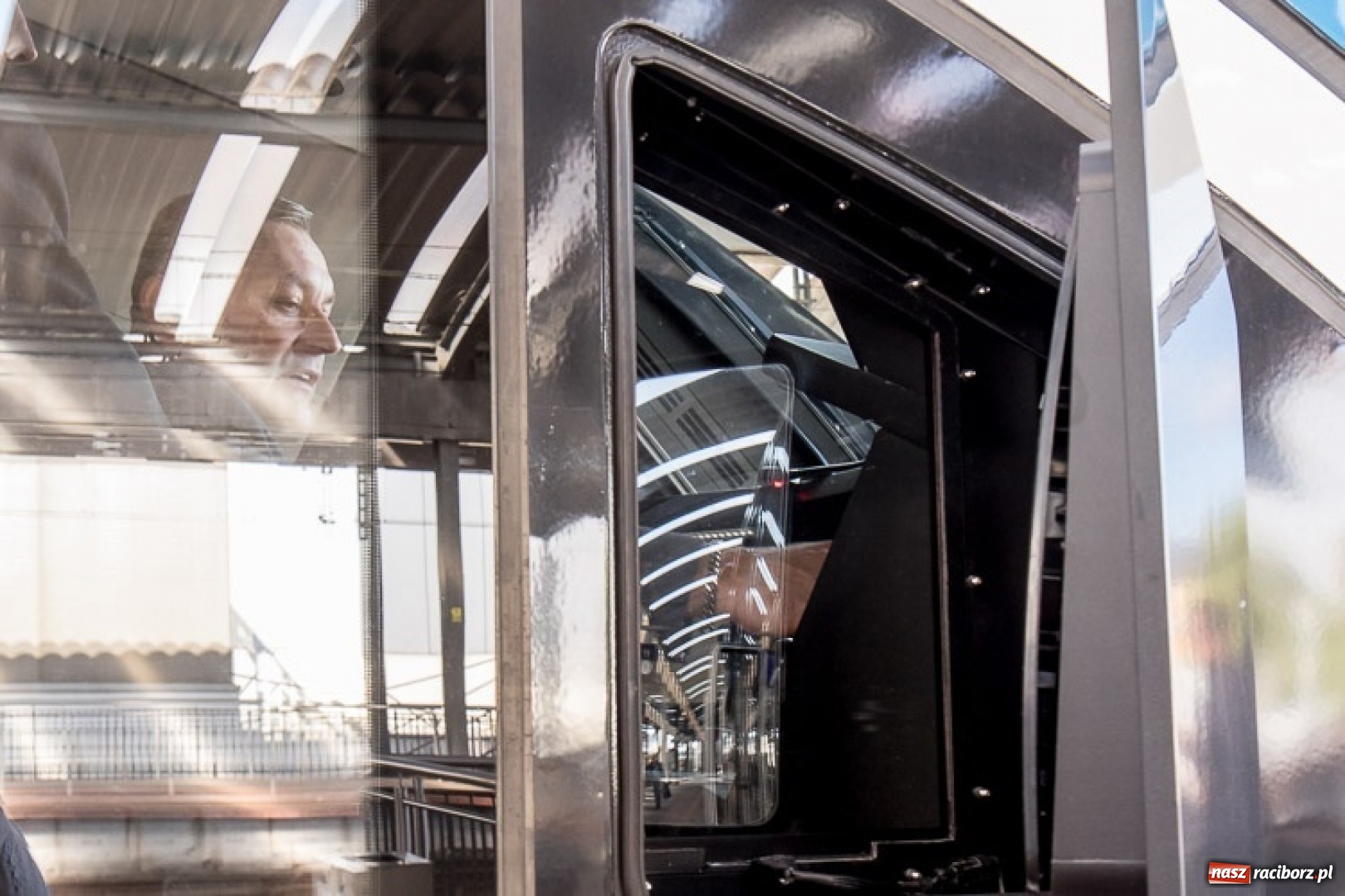 Zdjęcie w galerii na portalu naszraciborz.pl: Powitanie pierwszego Elfa 2, nowego pociągu Kolei Śląskich wiadomości z regionu