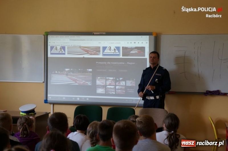 Zdjęcie w galerii na portalu naszraciborz.pl: Trwają wrześniowe spotkania policjantów z dziećmi i młodzieżą wiadomości z regionu