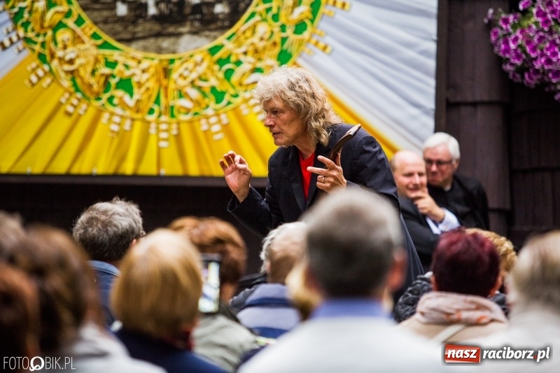 Zdjęcie w galerii na portalu naszraciborz.pl: Pierwszy dzień obchodów 750-lecia Pietrowic Wielkich oraz 350-lecia kościółka pw. św. Krzyża wiadomości z regionu