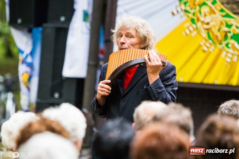 Zdjęcie w galerii na portalu naszraciborz.pl: Pierwszy dzień obchodów 750-lecia Pietrowic Wielkich oraz 350-lecia kościółka pw. św. Krzyża wiadomości z regionu
