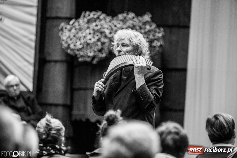 Zdjęcie w galerii na portalu naszraciborz.pl: Pierwszy dzień obchodów 750-lecia Pietrowic Wielkich oraz 350-lecia kościółka pw. św. Krzyża wiadomości z regionu