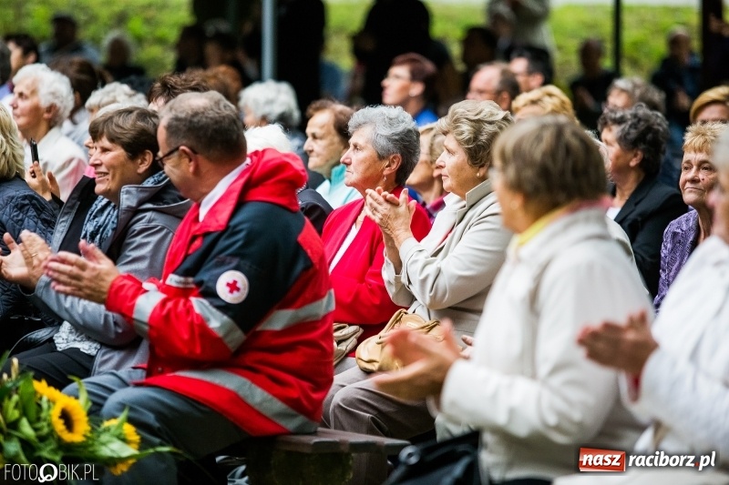 Zdjęcie w galerii na portalu naszraciborz.pl: Pierwszy dzień obchodów 750-lecia Pietrowic Wielkich oraz 350-lecia kościółka pw. św. Krzyża wiadomości z regionu