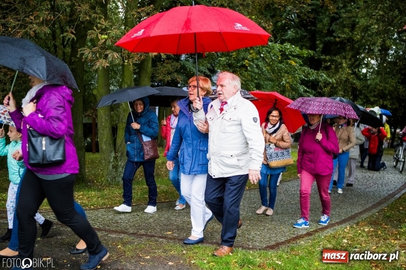 Zdjęcie w galerii na portalu naszraciborz.pl: Pierwszy dzień obchodów 750-lecia Pietrowic Wielkich oraz 350-lecia kościółka pw. św. Krzyża wiadomości z regionu