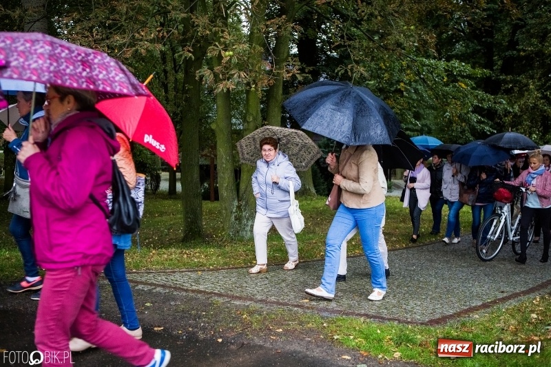 Zdjęcie w galerii na portalu naszraciborz.pl: Pierwszy dzień obchodów 750-lecia Pietrowic Wielkich oraz 350-lecia kościółka pw. św. Krzyża wiadomości z regionu